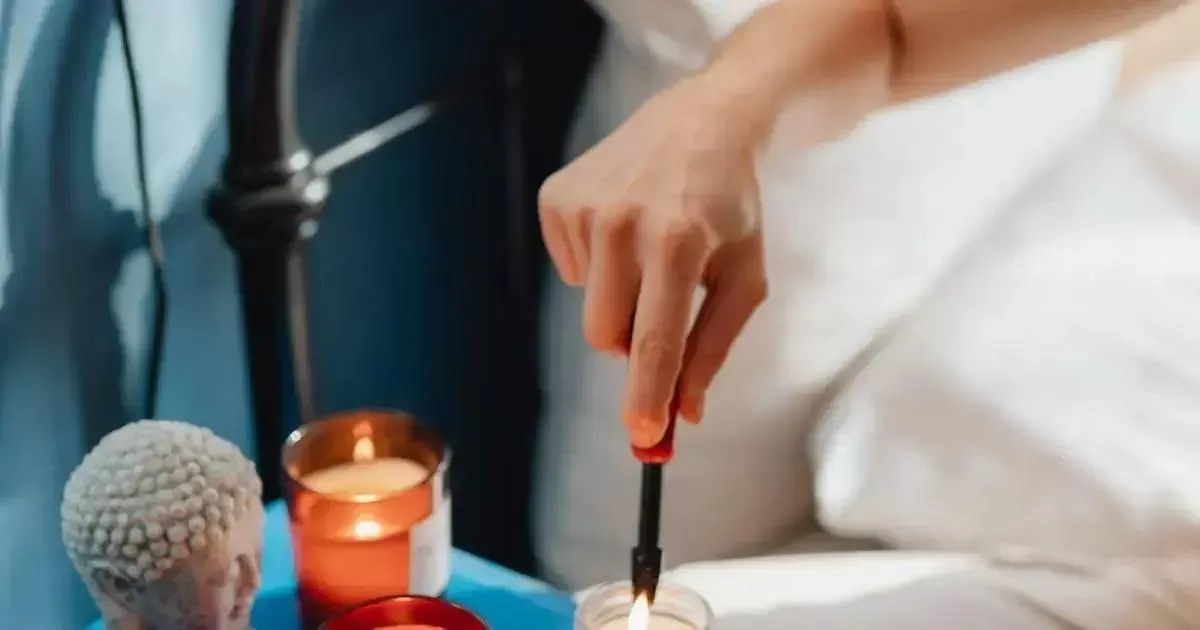 Impacto das velas aromáticas no humor